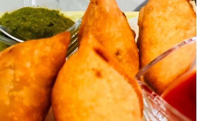 Pit Stop In D.C.: Samosa ban gaya American